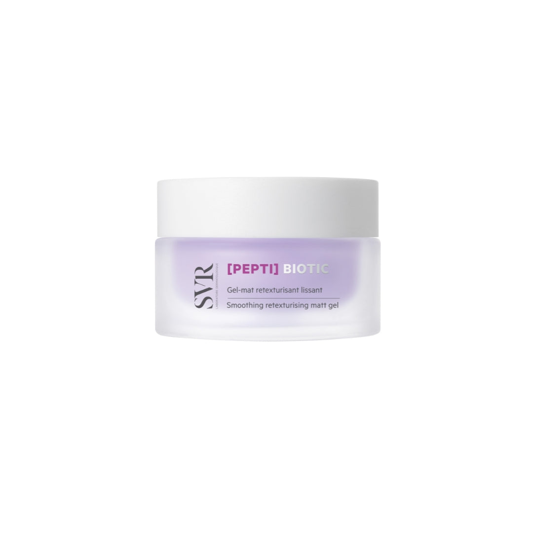 Tarro de gel regenerador SVR [PEPTI] Biotic con tapa blanca y envase de vidrio esmerilado en tono lavanda suave.